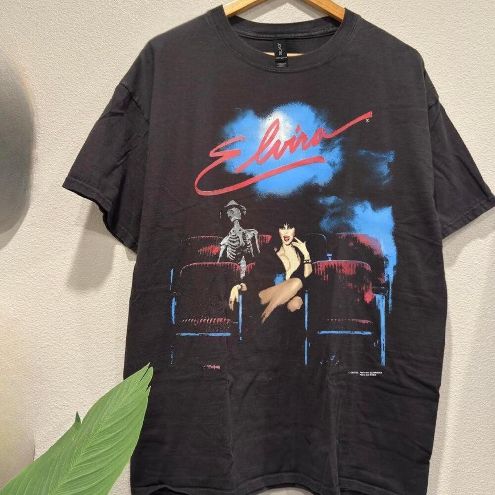 Black Elvis Presley Graphic Tee